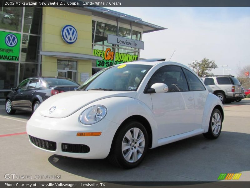 Candy White / Cream 2009 Volkswagen New Beetle 2.5 Coupe