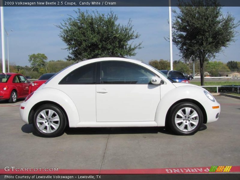 Candy White / Cream 2009 Volkswagen New Beetle 2.5 Coupe