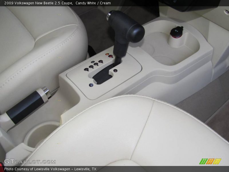 Candy White / Cream 2009 Volkswagen New Beetle 2.5 Coupe