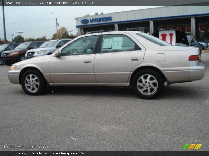 Cashmere Beige Metallic / Oak 1998 Toyota Camry LE V6