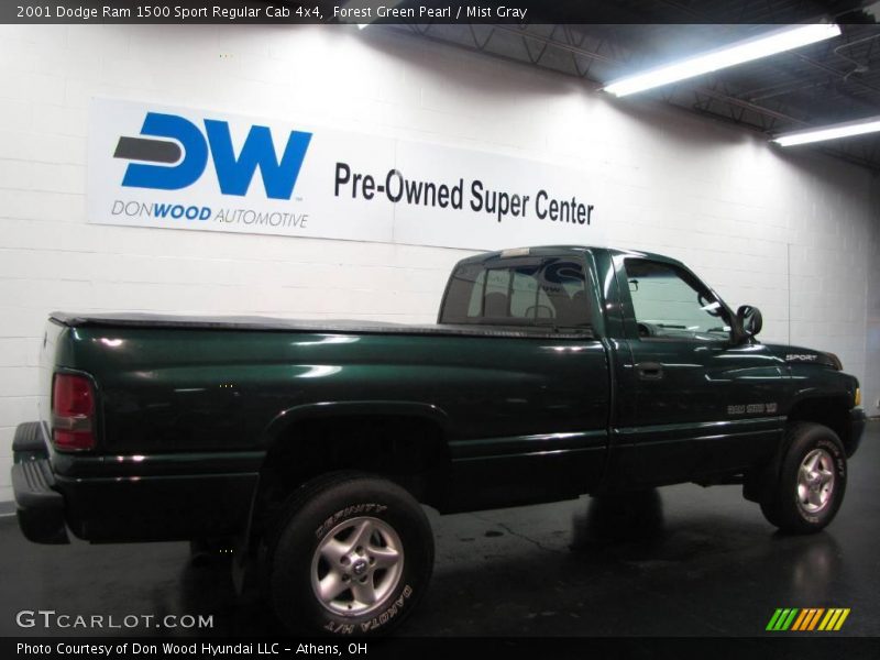 Forest Green Pearl / Mist Gray 2001 Dodge Ram 1500 Sport Regular Cab 4x4