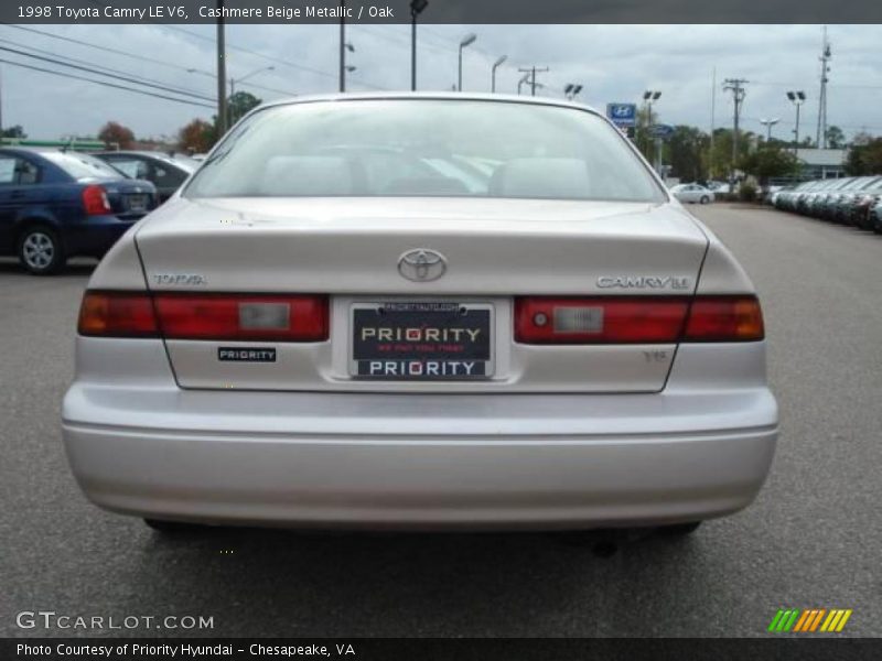 Cashmere Beige Metallic / Oak 1998 Toyota Camry LE V6