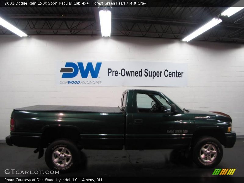 Forest Green Pearl / Mist Gray 2001 Dodge Ram 1500 Sport Regular Cab 4x4