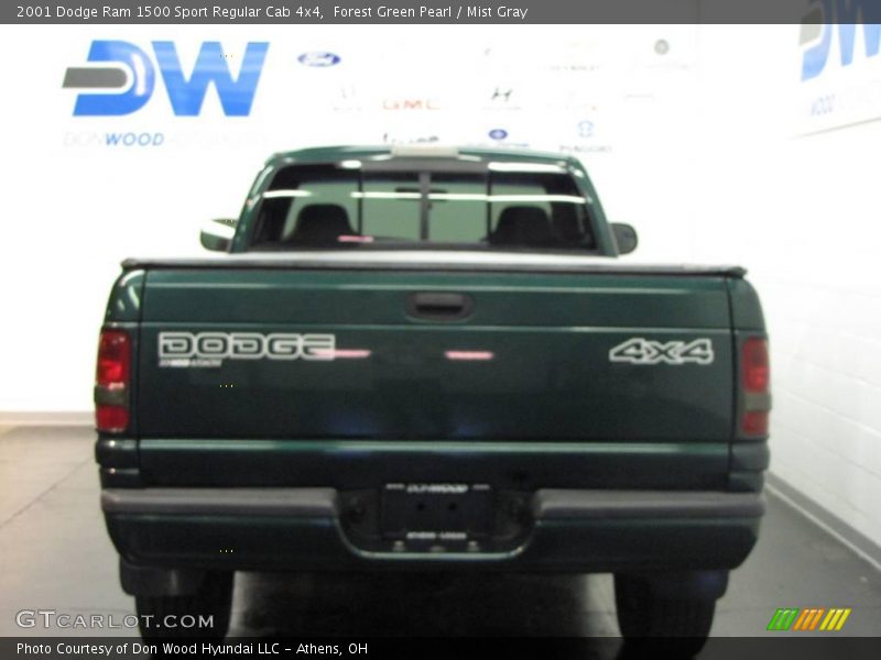 Forest Green Pearl / Mist Gray 2001 Dodge Ram 1500 Sport Regular Cab 4x4
