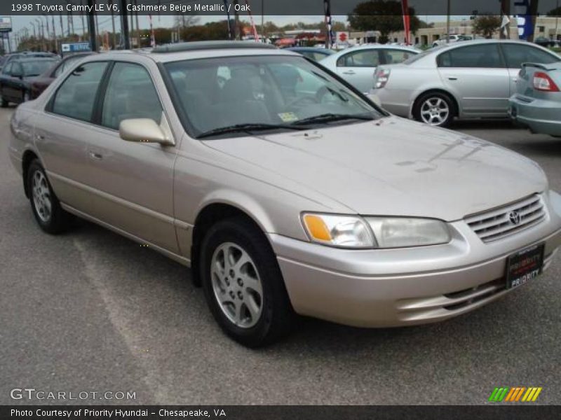 Cashmere Beige Metallic / Oak 1998 Toyota Camry LE V6