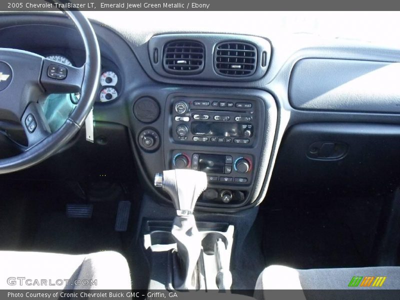 Emerald Jewel Green Metallic / Ebony 2005 Chevrolet TrailBlazer LT
