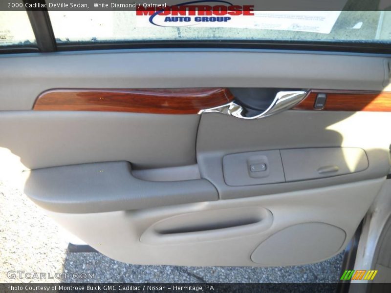 White Diamond / Oatmeal 2000 Cadillac DeVille Sedan