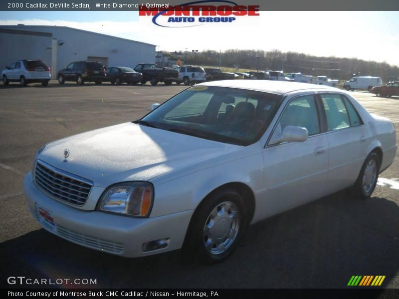 White Diamond / Oatmeal 2000 Cadillac DeVille Sedan