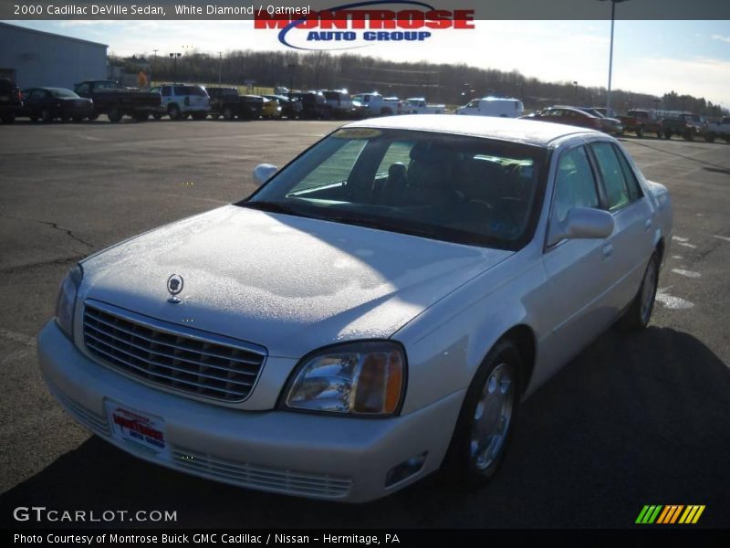 White Diamond / Oatmeal 2000 Cadillac DeVille Sedan