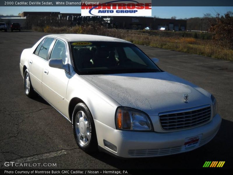 White Diamond / Oatmeal 2000 Cadillac DeVille Sedan