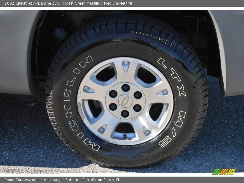Forest Green Metallic / Medium Neutral 2002 Chevrolet Avalanche Z66