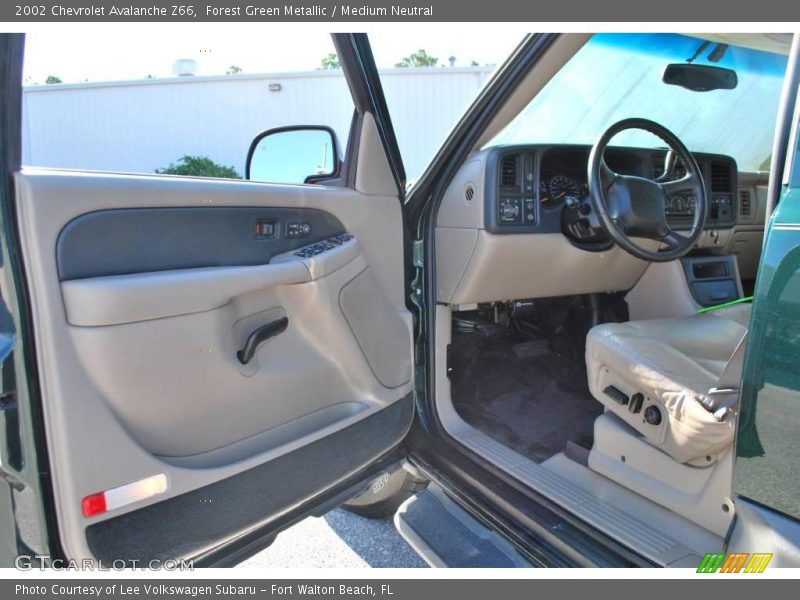 Forest Green Metallic / Medium Neutral 2002 Chevrolet Avalanche Z66