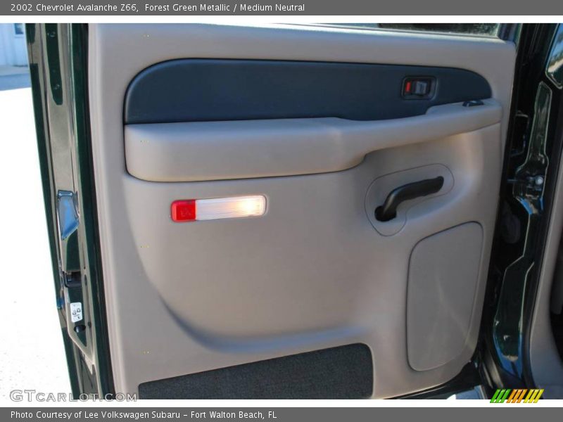 Forest Green Metallic / Medium Neutral 2002 Chevrolet Avalanche Z66