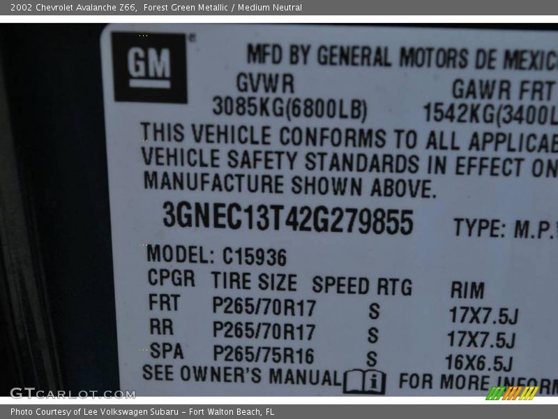 Forest Green Metallic / Medium Neutral 2002 Chevrolet Avalanche Z66
