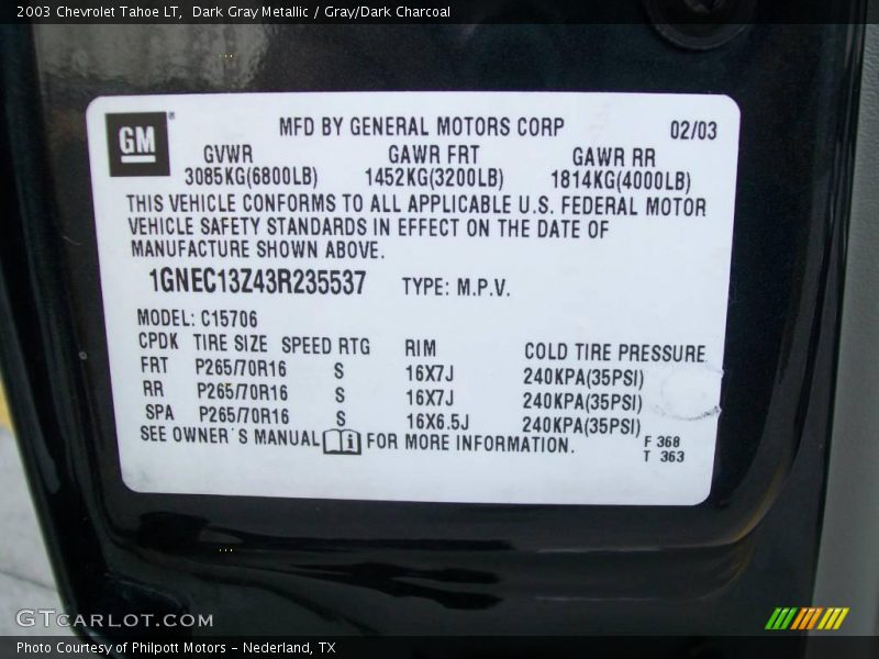 Dark Gray Metallic / Gray/Dark Charcoal 2003 Chevrolet Tahoe LT