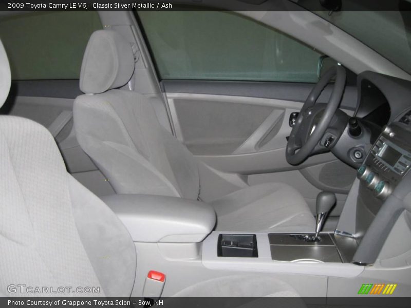 Classic Silver Metallic / Ash 2009 Toyota Camry LE V6