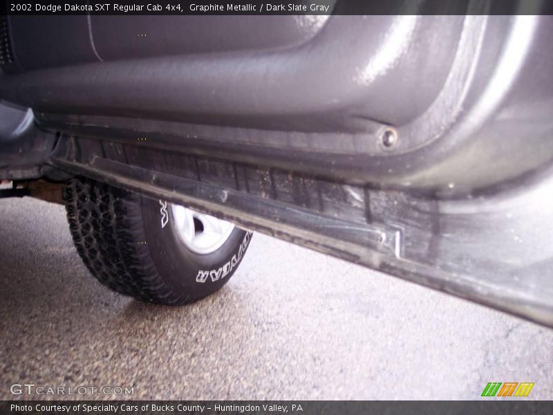 Graphite Metallic / Dark Slate Gray 2002 Dodge Dakota SXT Regular Cab 4x4