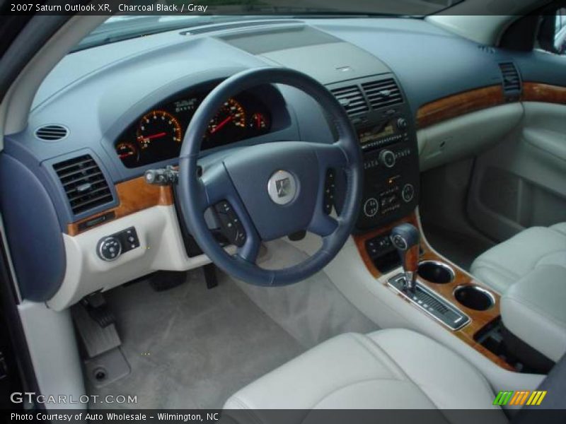 Charcoal Black / Gray 2007 Saturn Outlook XR