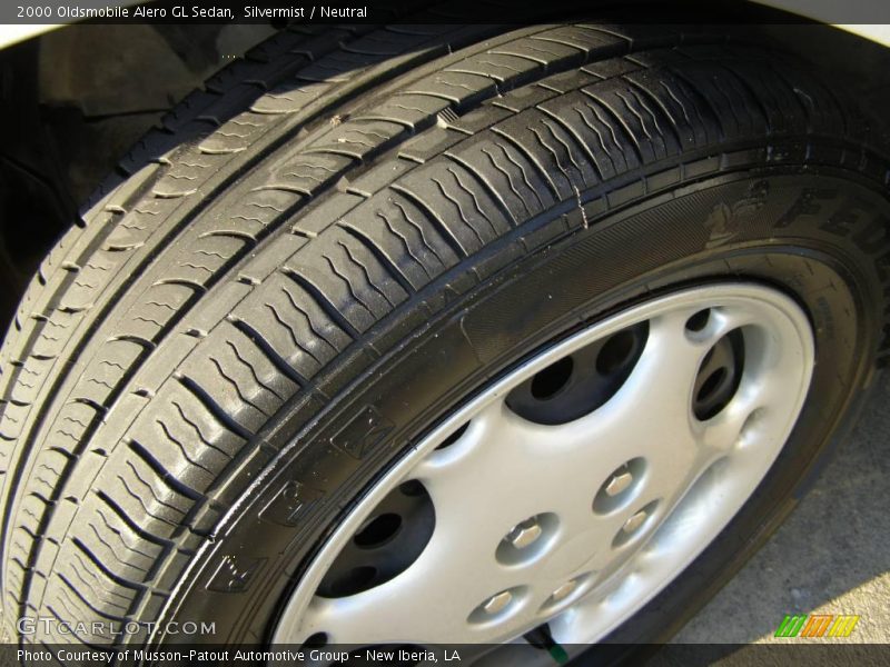 Silvermist / Neutral 2000 Oldsmobile Alero GL Sedan