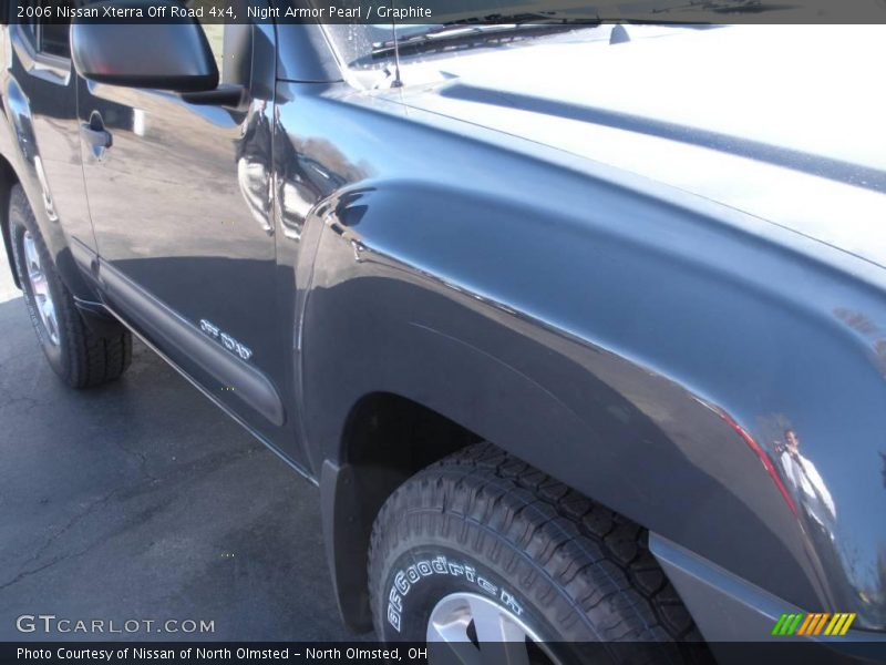 Night Armor Pearl / Graphite 2006 Nissan Xterra Off Road 4x4