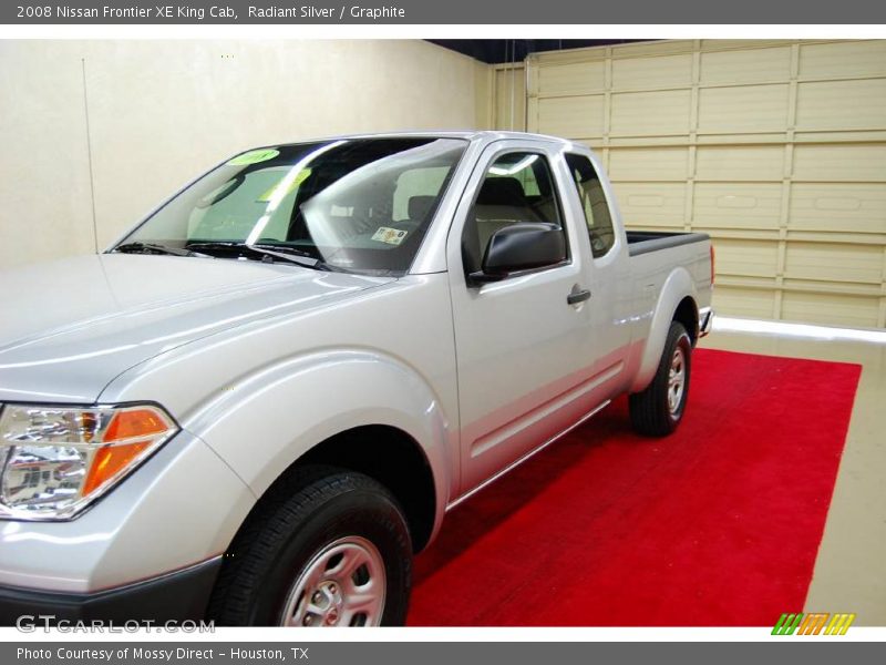 Radiant Silver / Graphite 2008 Nissan Frontier XE King Cab