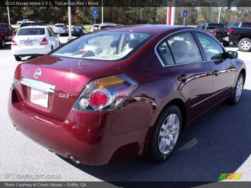 Tuscan Sun Red / Blond 2010 Nissan Altima 2.5 S