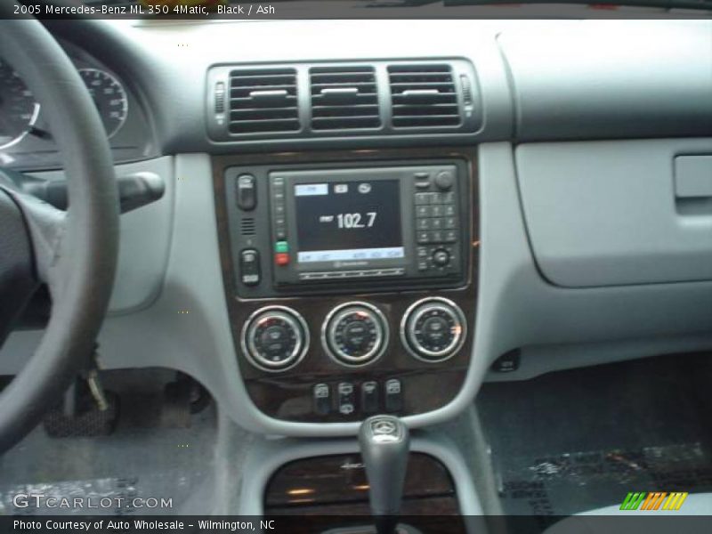 Black / Ash 2005 Mercedes-Benz ML 350 4Matic