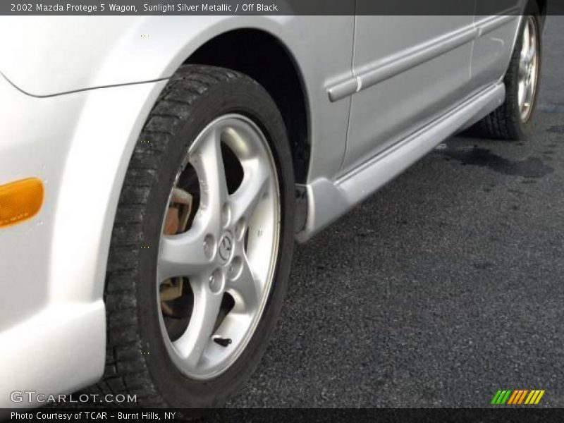 Sunlight Silver Metallic / Off Black 2002 Mazda Protege 5 Wagon