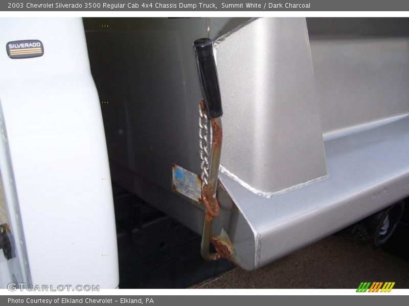 Summit White / Dark Charcoal 2003 Chevrolet Silverado 3500 Regular Cab 4x4 Chassis Dump Truck