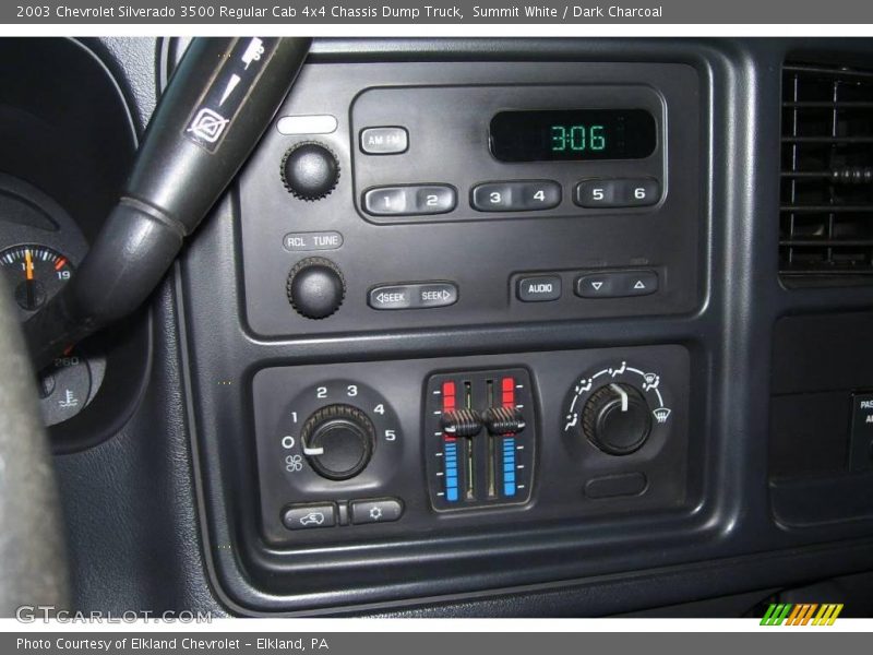 Summit White / Dark Charcoal 2003 Chevrolet Silverado 3500 Regular Cab 4x4 Chassis Dump Truck