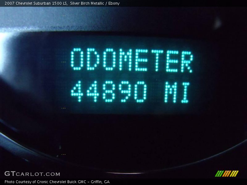 Silver Birch Metallic / Ebony 2007 Chevrolet Suburban 1500 LS