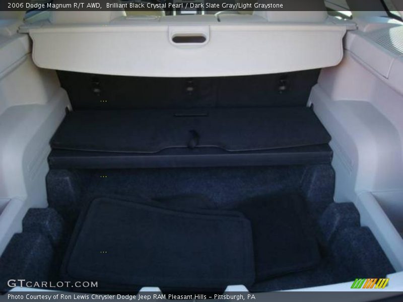 Brilliant Black Crystal Pearl / Dark Slate Gray/Light Graystone 2006 Dodge Magnum R/T AWD