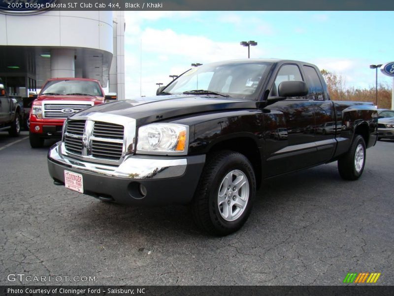 Black / Khaki 2005 Dodge Dakota SLT Club Cab 4x4