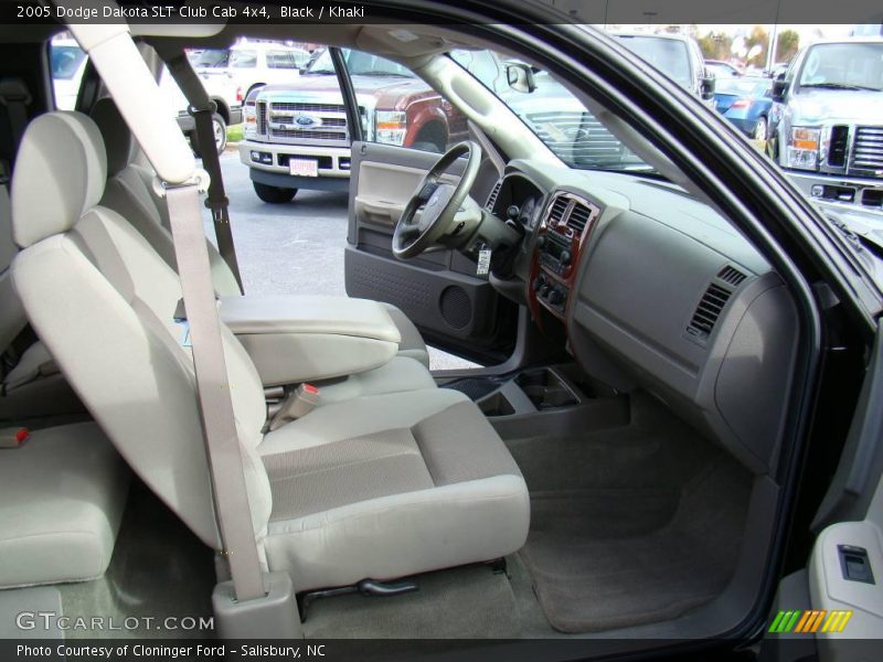 Black / Khaki 2005 Dodge Dakota SLT Club Cab 4x4