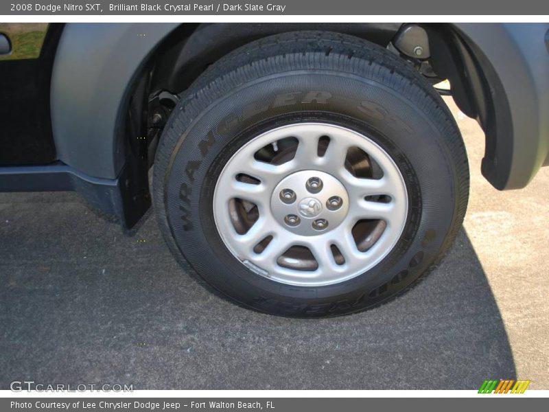 Brilliant Black Crystal Pearl / Dark Slate Gray 2008 Dodge Nitro SXT