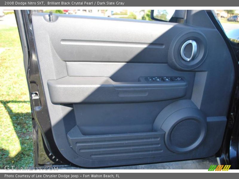 Brilliant Black Crystal Pearl / Dark Slate Gray 2008 Dodge Nitro SXT