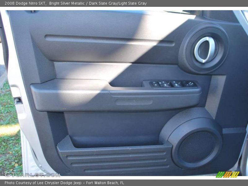 Bright Silver Metallic / Dark Slate Gray/Light Slate Gray 2008 Dodge Nitro SXT