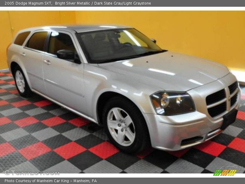 Bright Silver Metallic / Dark Slate Gray/Light Graystone 2005 Dodge Magnum SXT