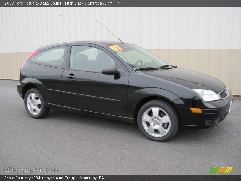 Pitch Black / Charcoal/Light Flint 2007 Ford Focus ZX3 SES Coupe