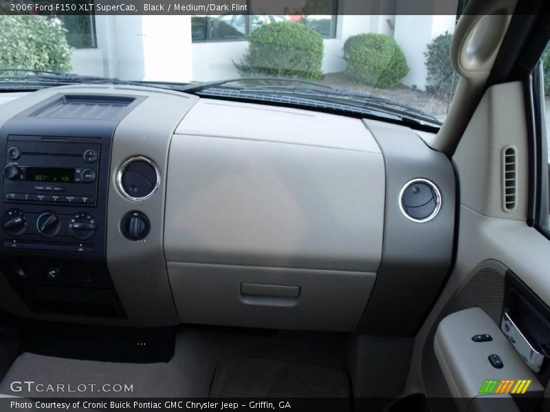 Black / Medium/Dark Flint 2006 Ford F150 XLT SuperCab