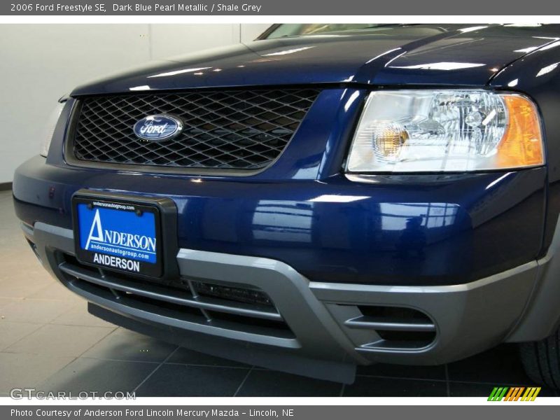 Dark Blue Pearl Metallic / Shale Grey 2006 Ford Freestyle SE