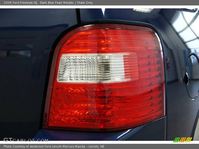 Dark Blue Pearl Metallic / Shale Grey 2006 Ford Freestyle SE