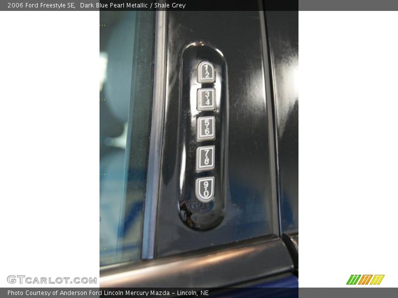 Dark Blue Pearl Metallic / Shale Grey 2006 Ford Freestyle SE