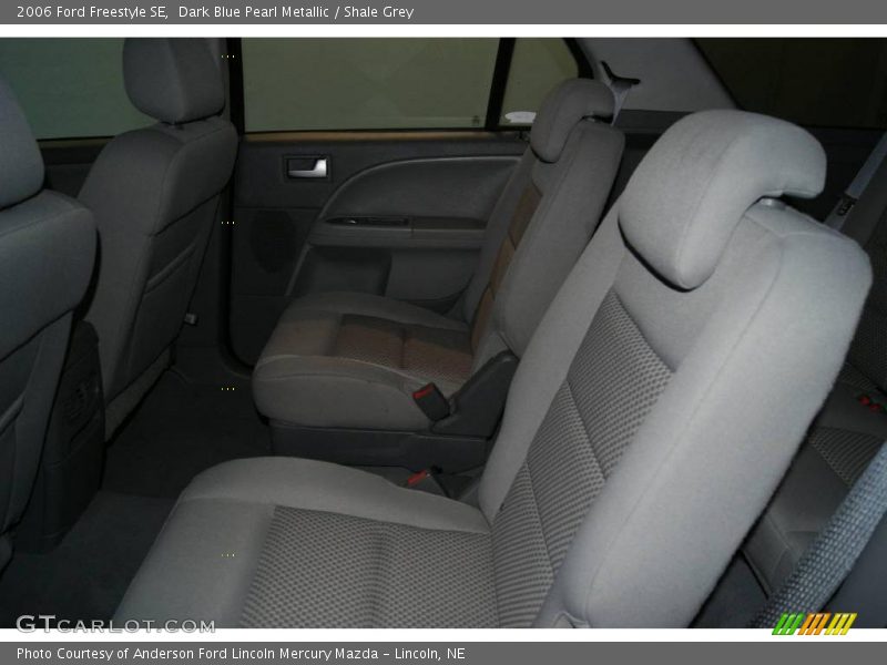 Dark Blue Pearl Metallic / Shale Grey 2006 Ford Freestyle SE