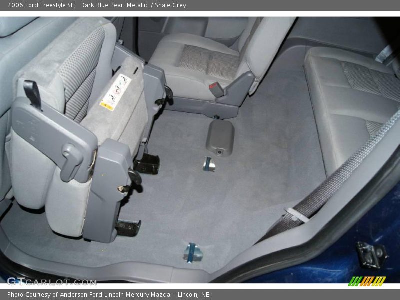 Dark Blue Pearl Metallic / Shale Grey 2006 Ford Freestyle SE