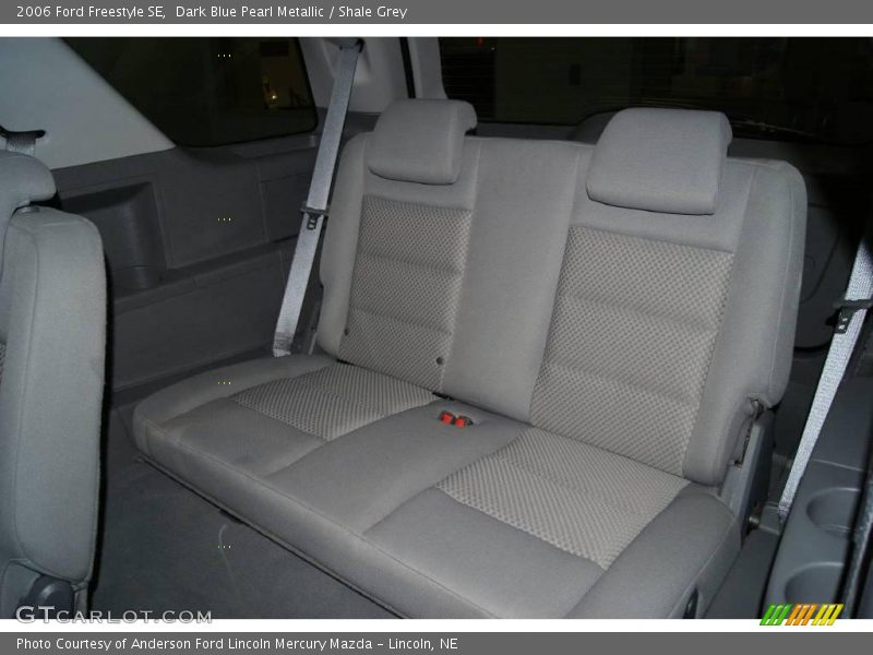Dark Blue Pearl Metallic / Shale Grey 2006 Ford Freestyle SE