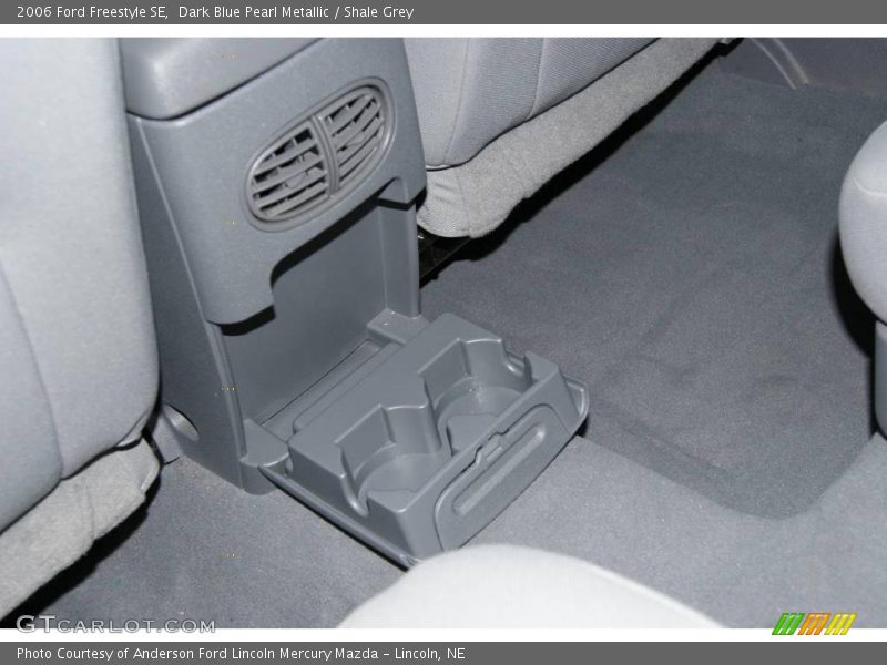 Dark Blue Pearl Metallic / Shale Grey 2006 Ford Freestyle SE