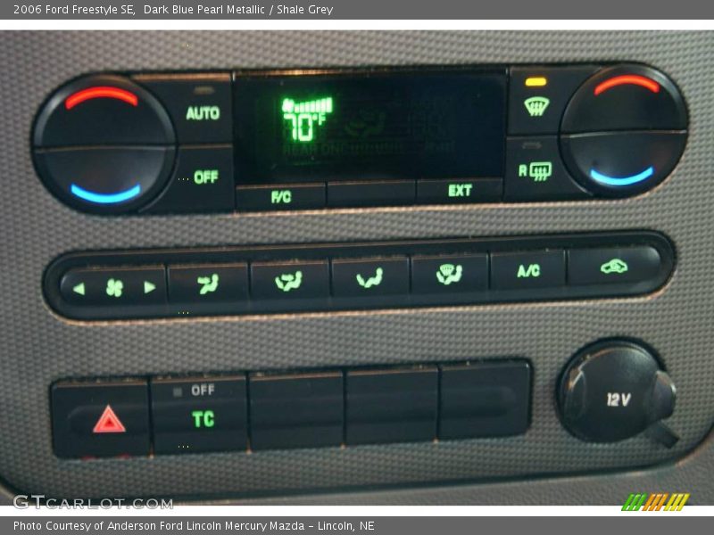 Dark Blue Pearl Metallic / Shale Grey 2006 Ford Freestyle SE