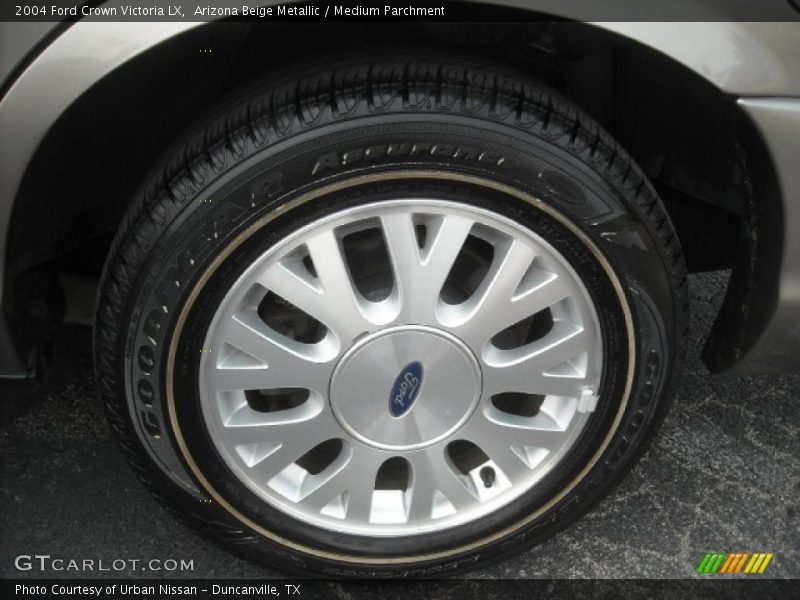 Arizona Beige Metallic / Medium Parchment 2004 Ford Crown Victoria LX