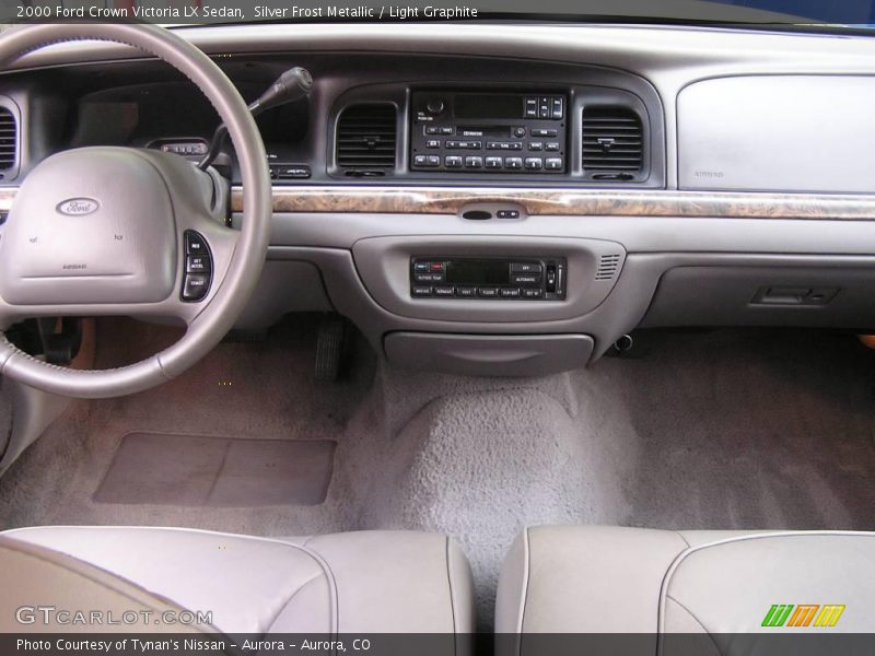 Silver Frost Metallic / Light Graphite 2000 Ford Crown Victoria LX Sedan